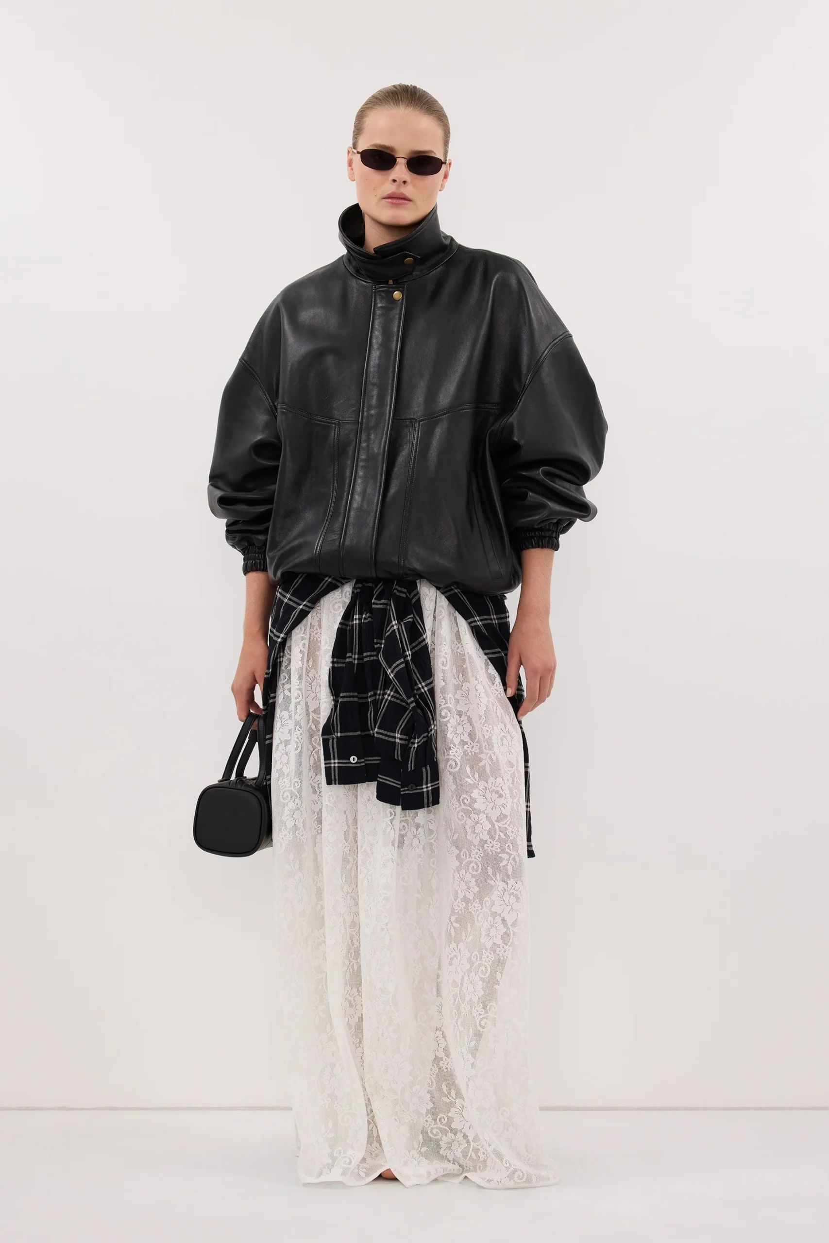 Refined women's fashion